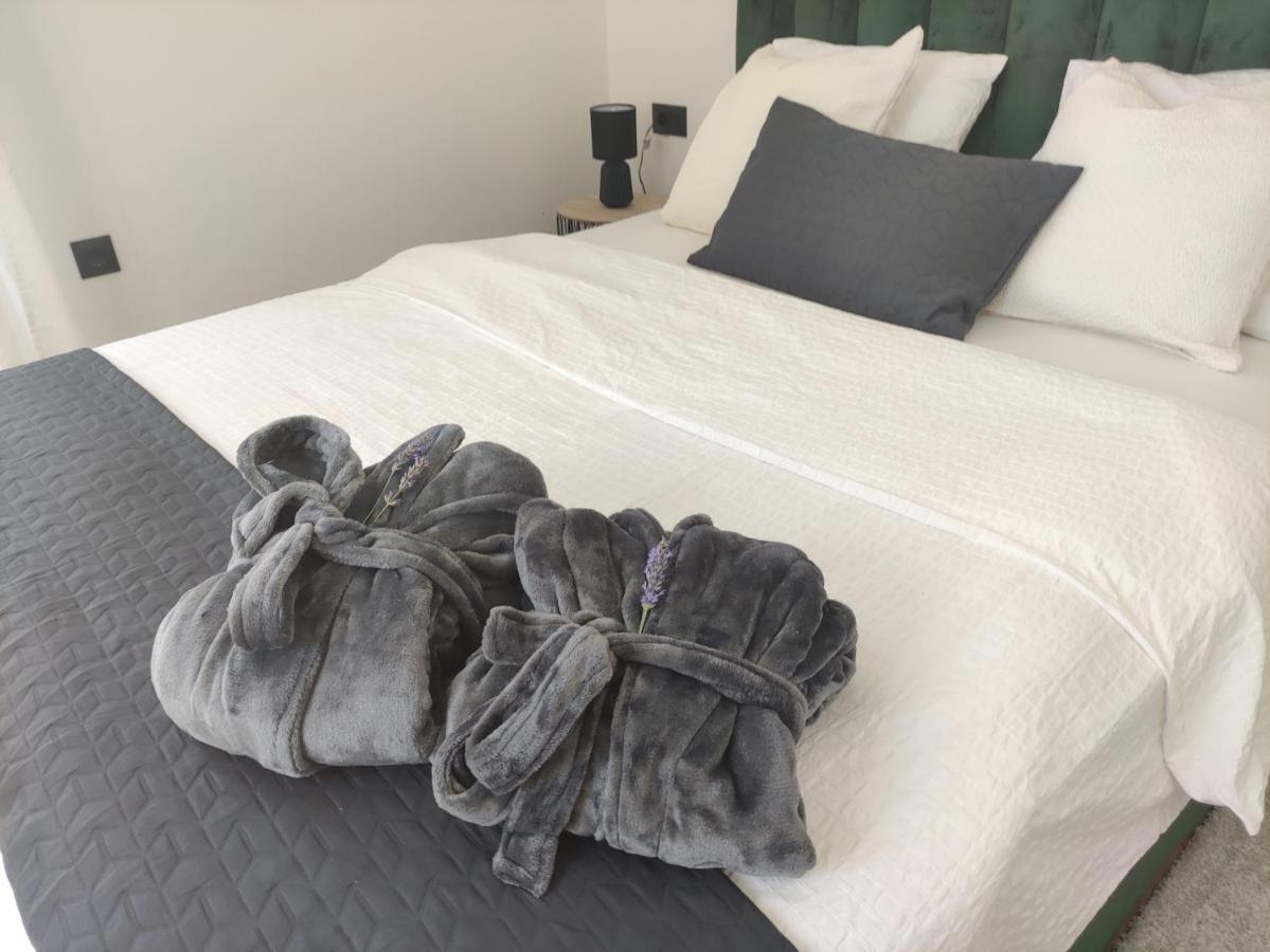 Lazy 8 Villa Garica 外观 照片
